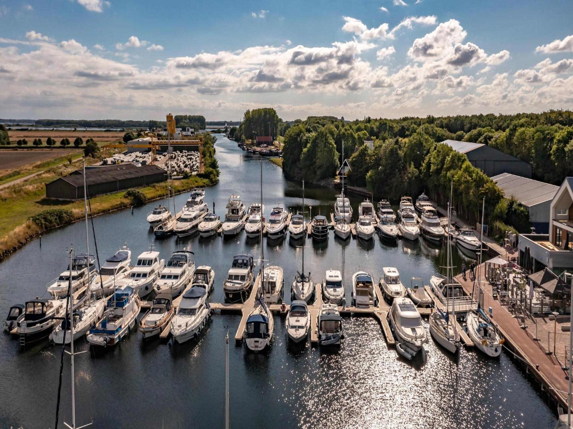 Luxury Apartment In R Sidence Marina Kamperland Pet Friendly エクステリア 写真